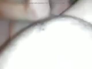 বিশাল পাছা ভদ্রমহিলা প্রবর্তন করা একটি কঠিন পরিশ্রম থেকে তার swain