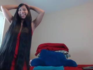 Captivating lang haired asiatisk striptease og hairplay: hd porno 6a